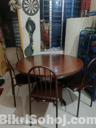 Otobi dining table